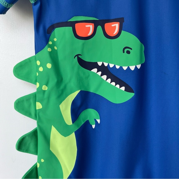 •Carter’s• NWT Short Sleeve Dinosaur RashGuard Romper - Size 18 Months - Picture 4 of 11
